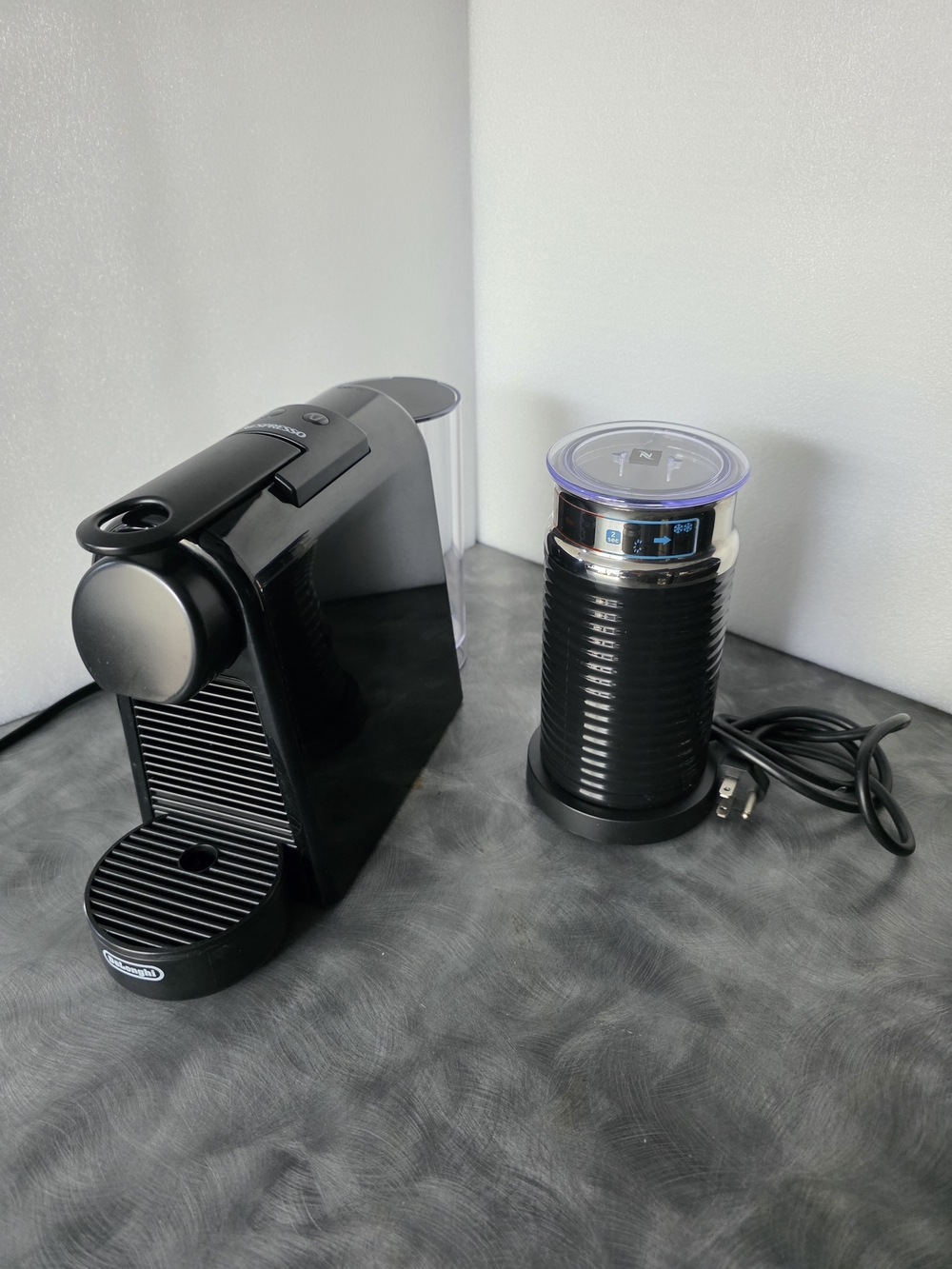 Coffee Machine + Frother - Picture 7 of 15